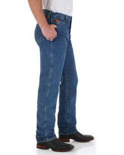 Wrangler Men's FR Classic Fit Straight Jeans -Western Cowboy World 2000063848 400 D1
