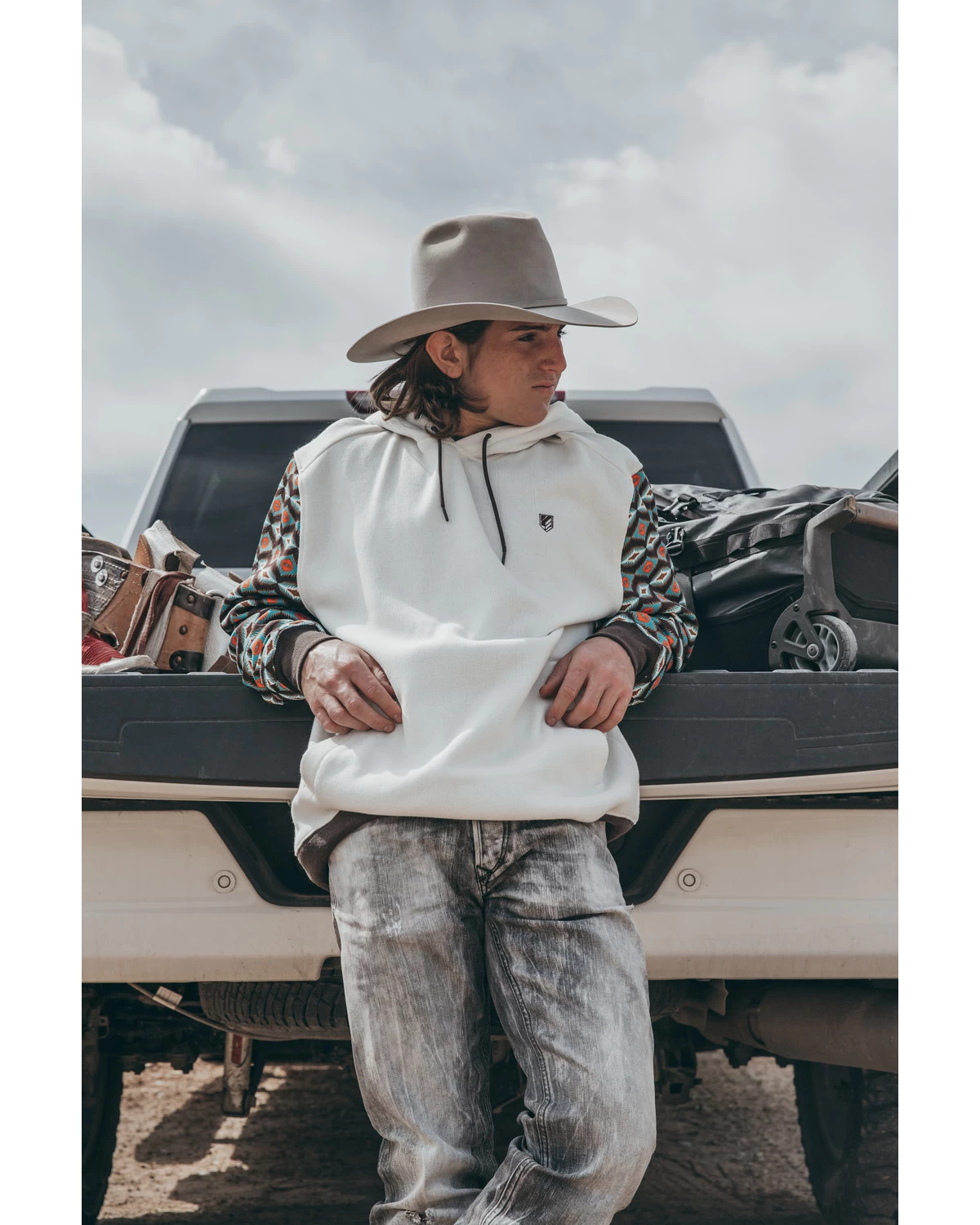 RANK 45 Men's Rustler Southwestern Color-Block Sleeve Hooded Sweatshirt 3 RANK 45 Men's Rustler Southwestern Color-Block Sleeve Hooded Sweatshirt