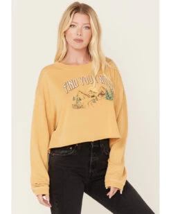 Cleo + Wolf Women's Find Your Wild Graphic Cropped Sweatshirt -Western Cowboy World 2000380775 103 P3